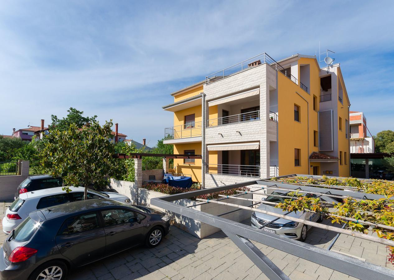 Apartment Goran Rovigno Esterno foto