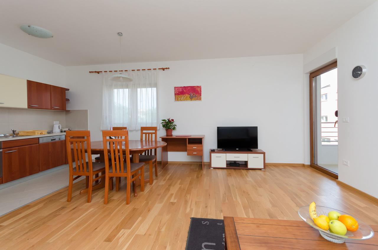 Apartment Goran Rovigno Esterno foto