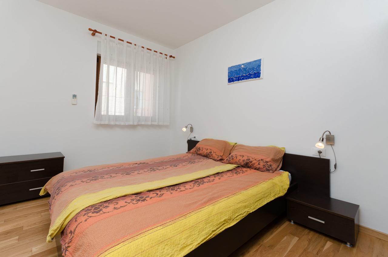 Apartment Goran Rovigno Esterno foto