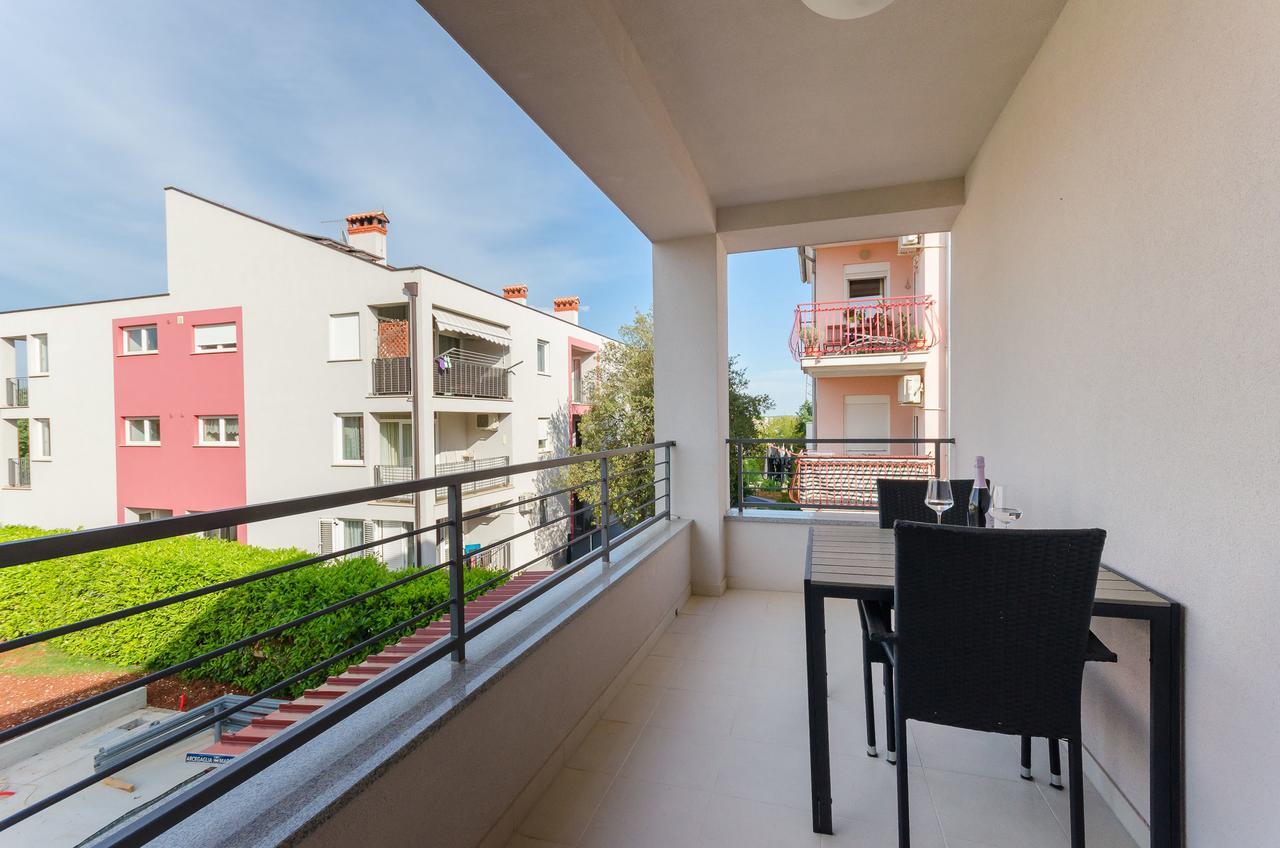 Apartment Goran Rovigno Esterno foto