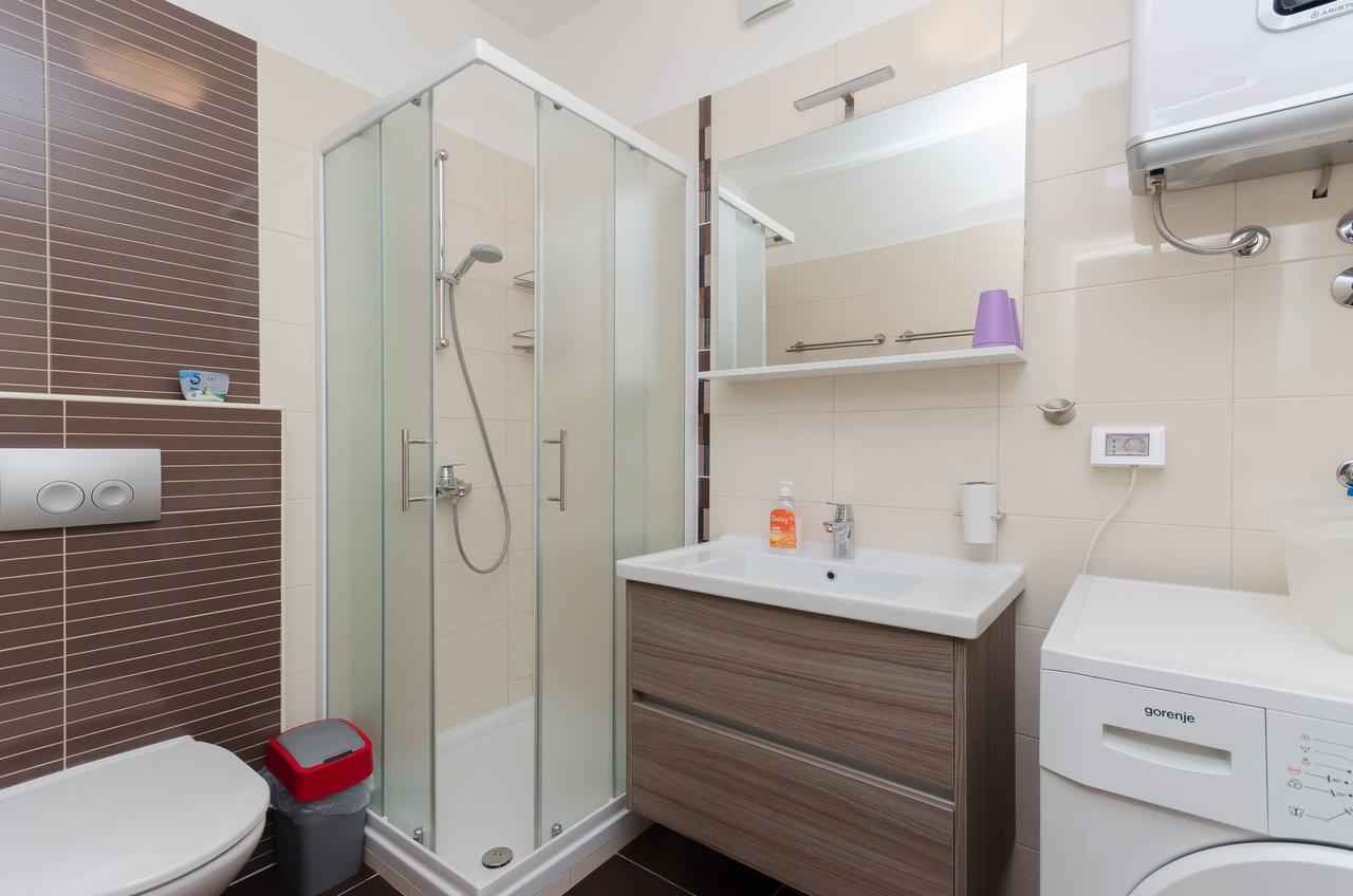 Apartment Goran Rovigno Esterno foto